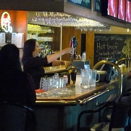 Hay River Ptarmigan Inn المظهر الخارجي الصورة